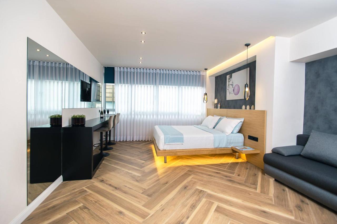 Triple A - Prime Location - Between Monastiraki & Syntagma Square-Free Parking! Aten Exteriör bild